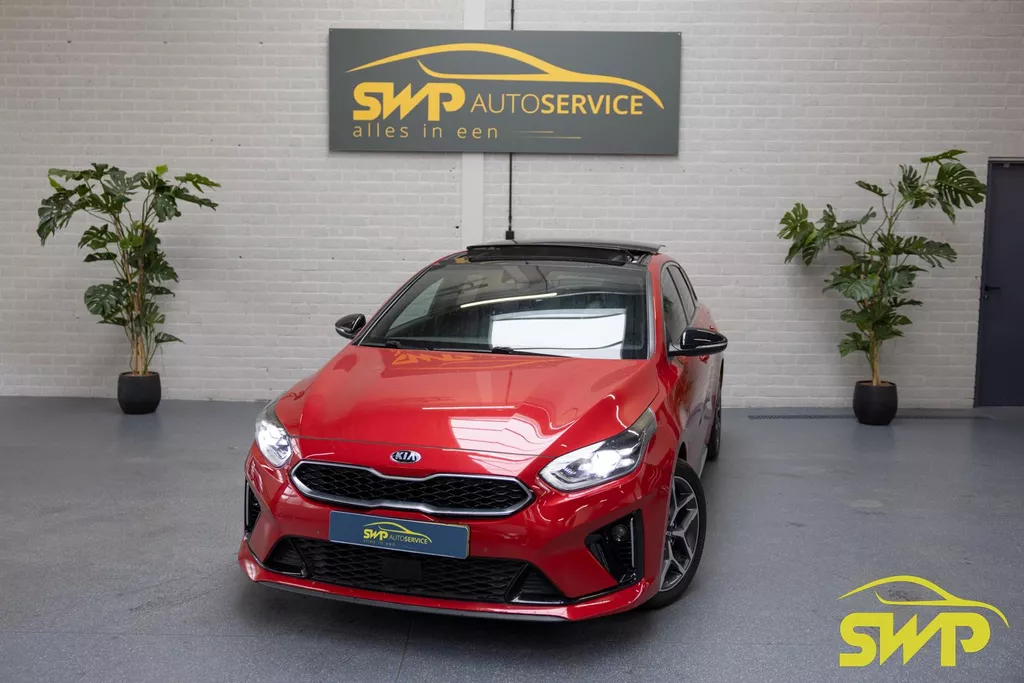 Kia ProCeed 1.4 T-GDI GT-PlusLine | Pano | Memory | JBL | Dodehoek | Camera | Navi | Bomvol | Metallic