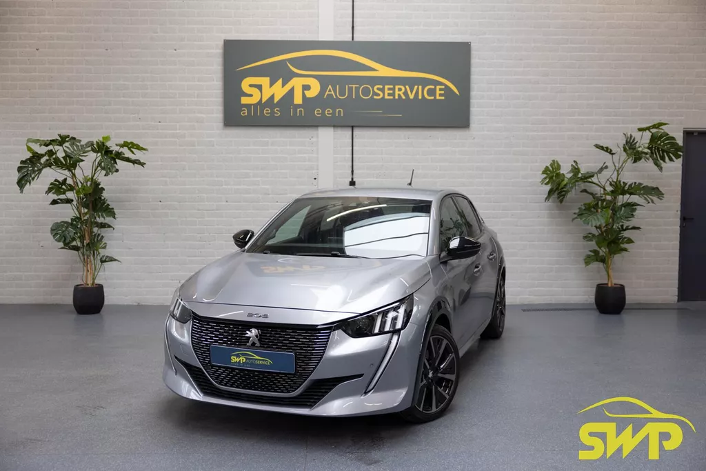 Peugeot 208 1.2 PureTech GT 130pk | Navi | Camera