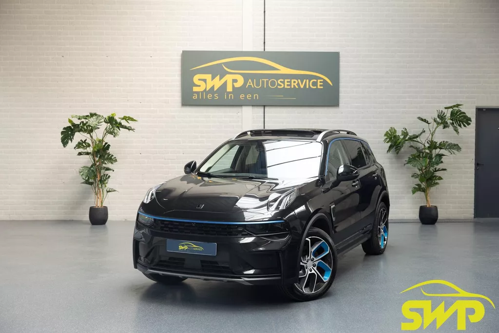 Lynk &amp; Co 01 1.5 | PHEV | Zwart | Pano | 360 cam | Memory | Infinity