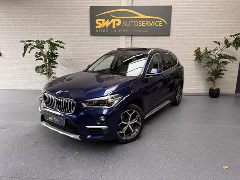 BMW X1 sDrive18i Executive | X-line | Pano | Navi | Camera | Keyless | Elektr achterklep | Stoelverwarming | Elektr stoelen