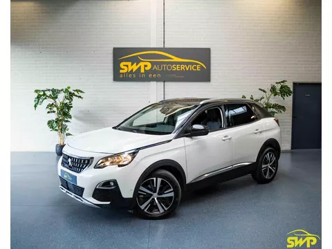 Peugeot 3008 1.2 PureTech Allure | Bi-tone | Navi | Camera | Keyless