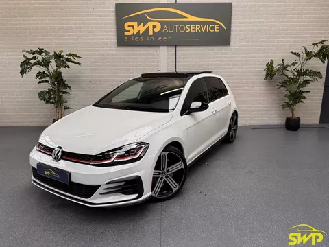 Volkswagen Golf 2.0 TSI GTI Performance | Pano | Leer | R-velgen | ACC | Camera | Navi