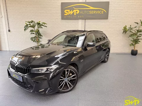 BMW 3-serie Touring 320e | M-sport | Pano | Elektr. Stoel. | HUD | Keyless